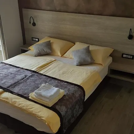 Premium Appartments Suha Punta