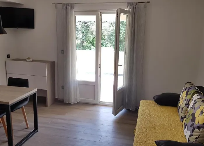 Premium Appartments Suha Punta Kampor