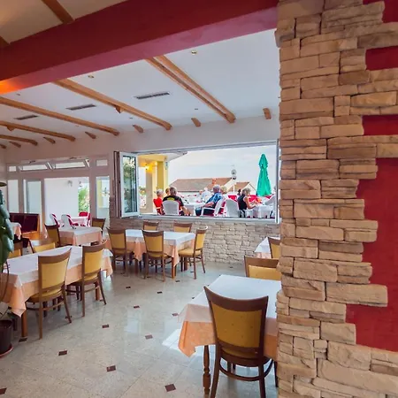 Premium Appartments Suha Punta Daire *