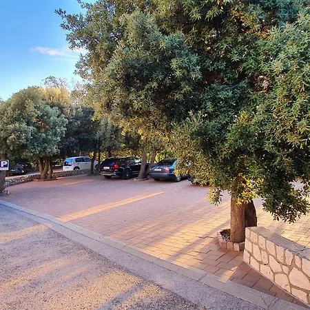 Premium Appartments Suha Punta アパート Kampor