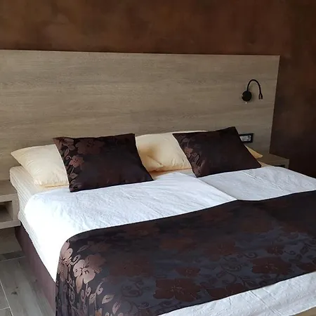 Premium Appartments Suha Punta Kampor