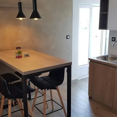 Premium Appartments Suha Punta Apartment *